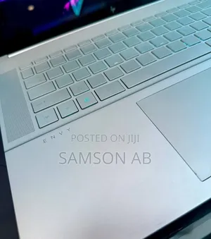 New Laptop HP Envy 15 12GB Intel Core i7 SSD 512GB
