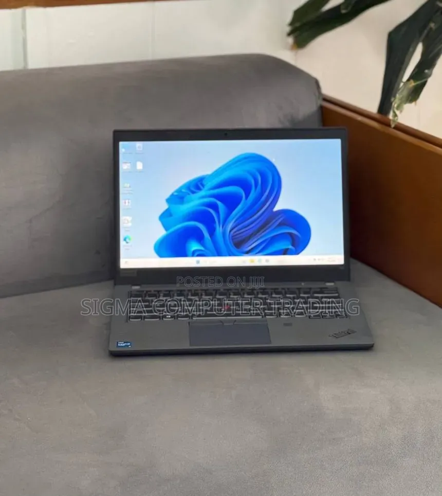 New Laptop Lenovo ThinkPad Yoga 16GB Intel Core i5 SSD 512GB