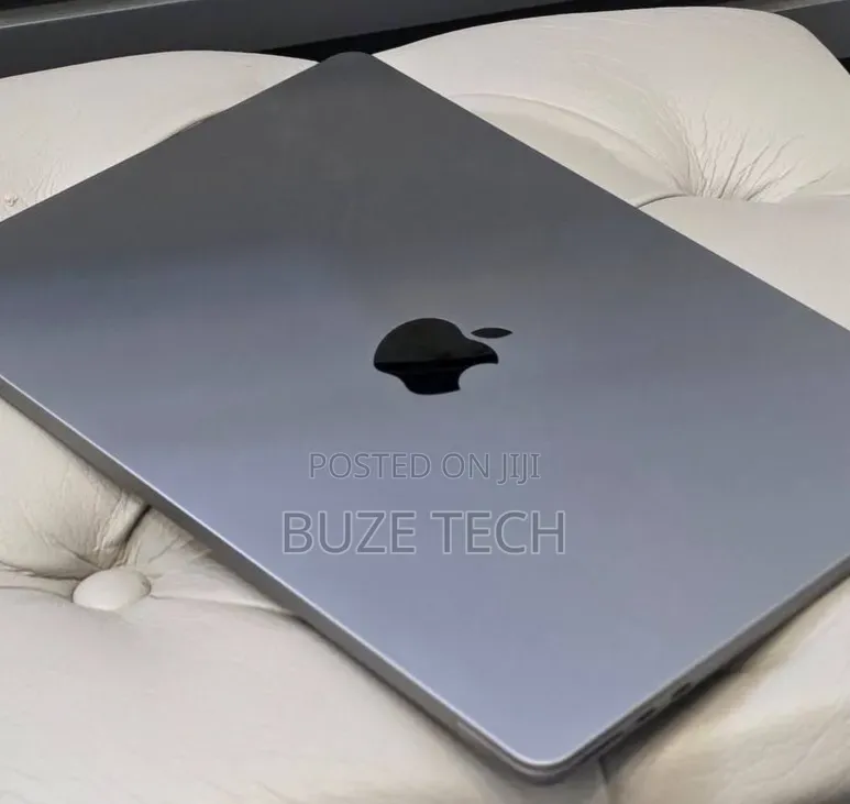 New Laptop Apple MacBook Air 2022 M2 8GB Apple M2 SSD 256GB