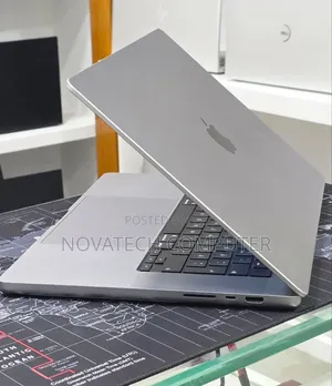 Laptop Apple MacBook Pro 2021 M1 64GB Apple M1 Pro SSD 1T