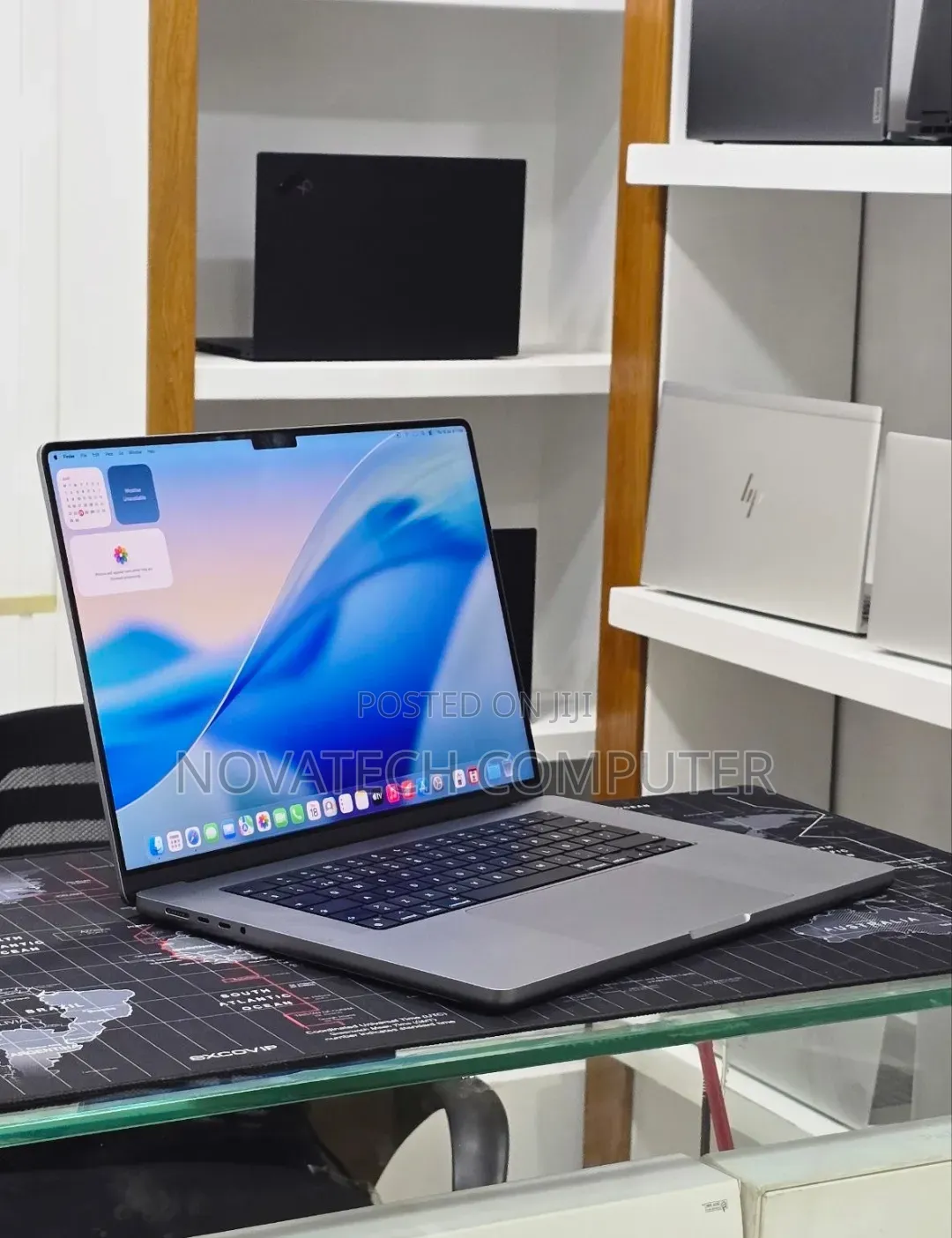 Laptop Apple MacBook Pro 2021 M1 64GB Apple M1 Pro SSD 1T