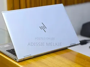 New Laptop HP EliteBook 1040 G8 16GB Intel Core i7 SSD 512GB