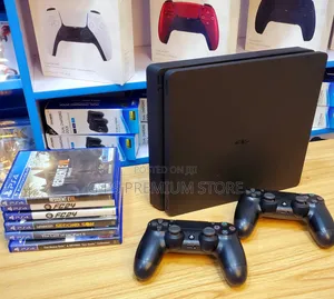 . PlayStation 4 Slim 500GB – 2 Original Controllers