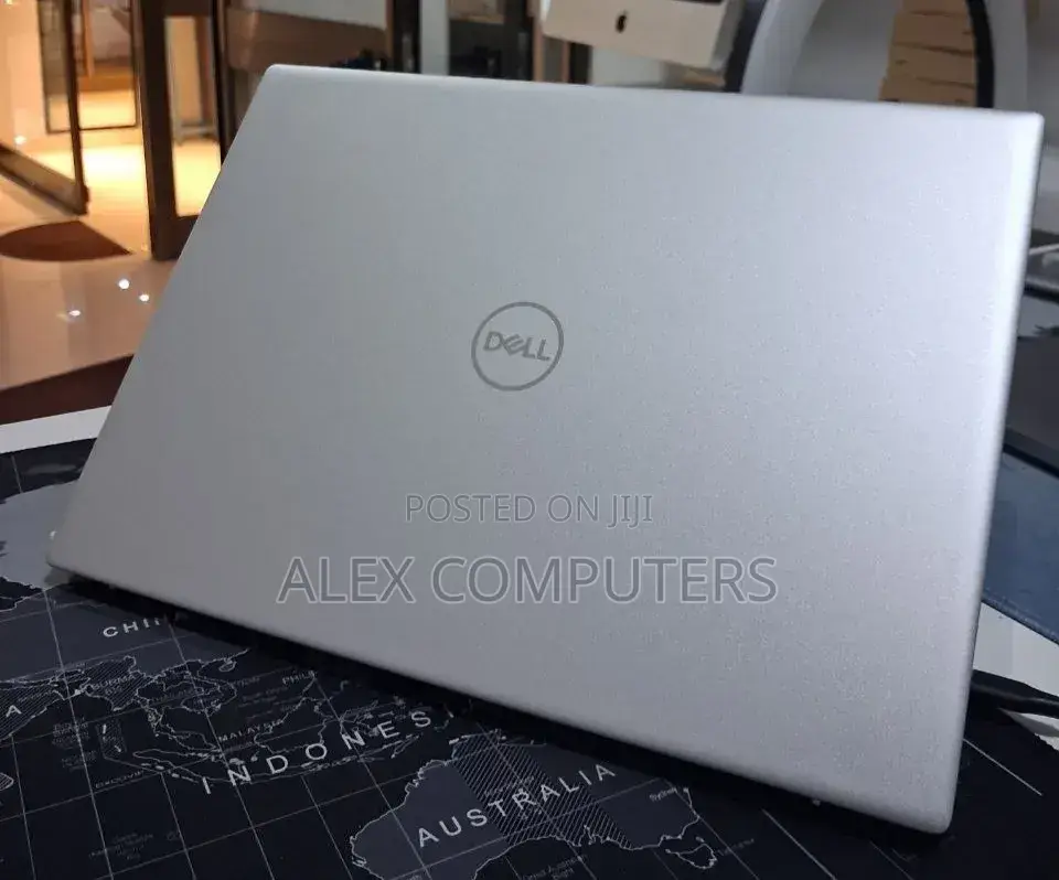 New Laptop Dell Inspiron 15 16GB Intel Core i7 SSD 1T