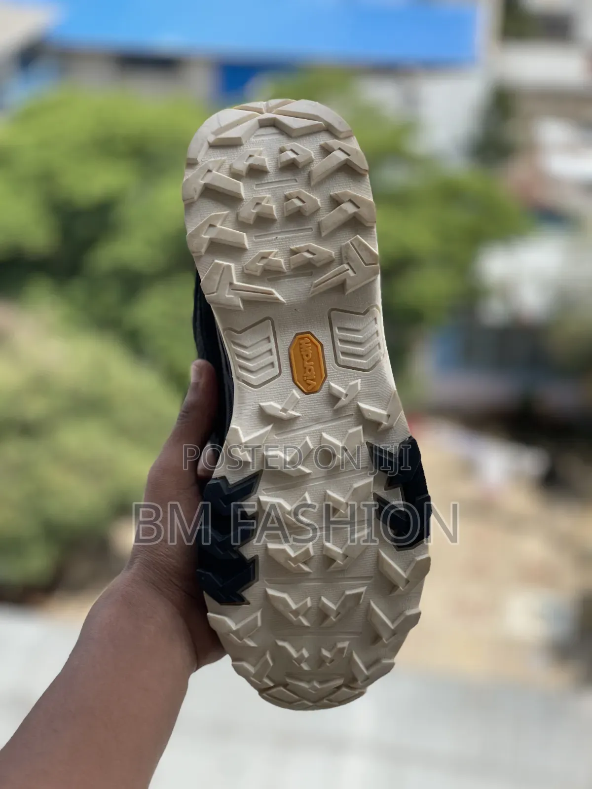 Columbia Exclusive Sneakers (Waterproof)