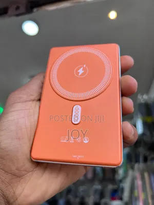 ሩጋስ (Rugga's) ማግኔቲክ ፓወር ባንክ - 10000mAh (22.5W)