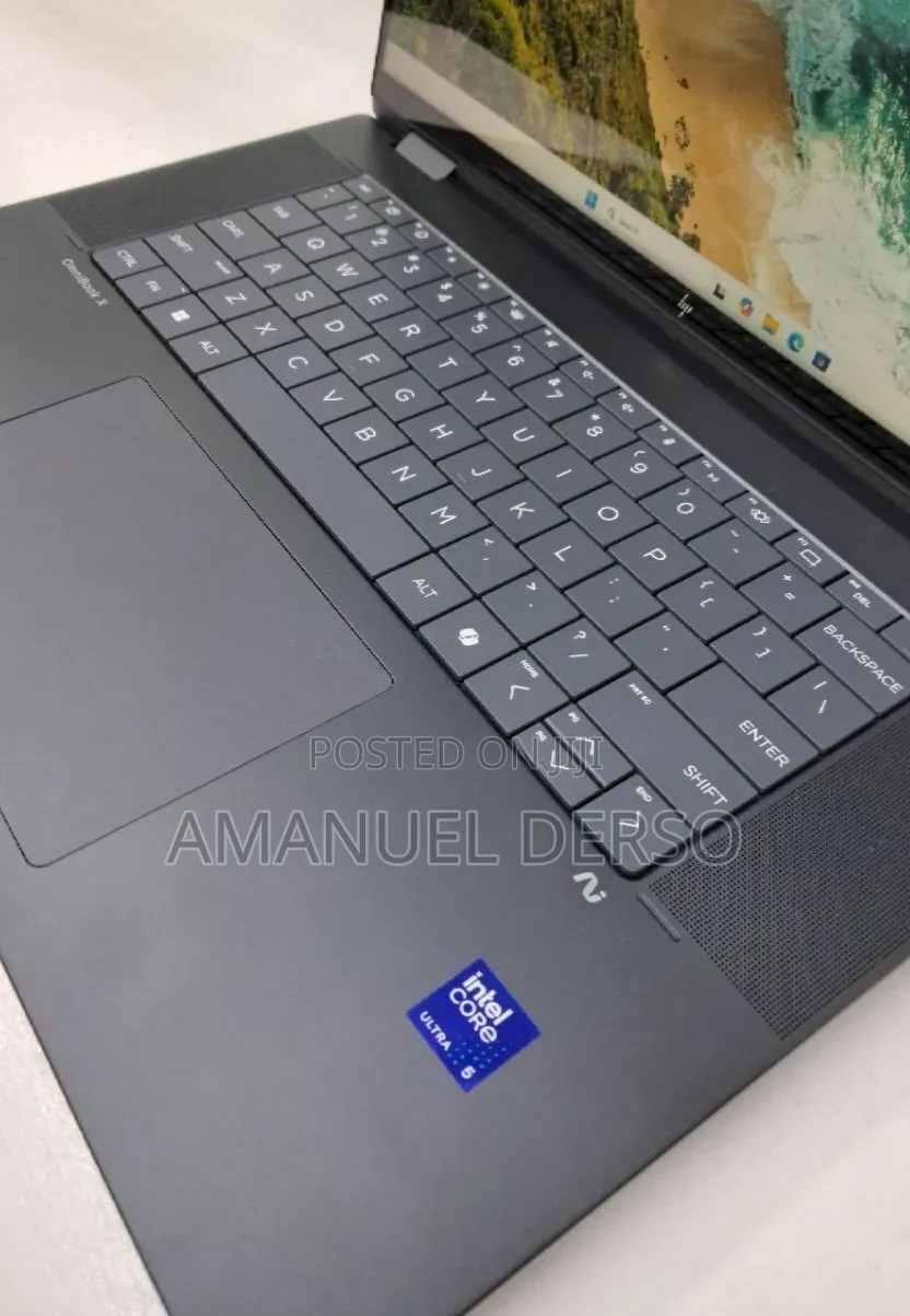 New Laptop HP OmniBook Ultra Flip 16" 16GB Intel Core Ultra 5 SSD 512GB