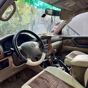 Toyota Land Cruiser 2003 Silver
