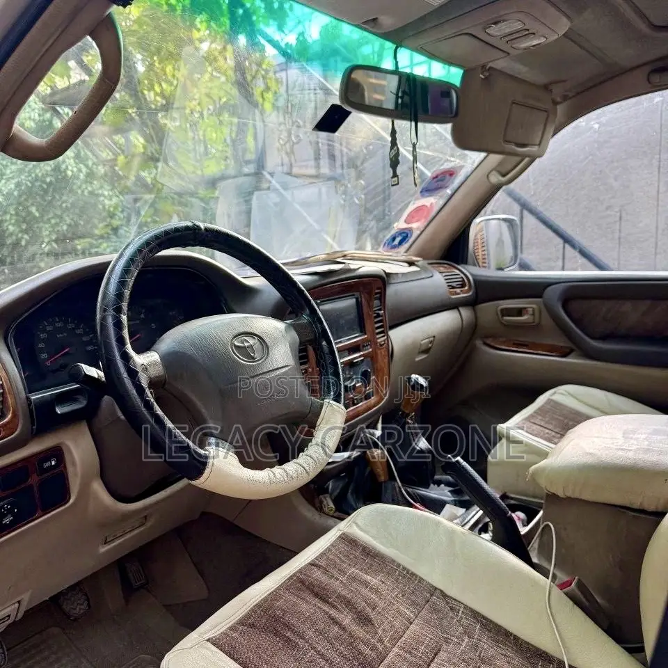 Toyota Land Cruiser 2003 Silver