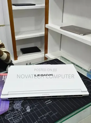 New Laptop Lenovo Legion 7 32GB Intel Core Ultra 7 SSD 1T