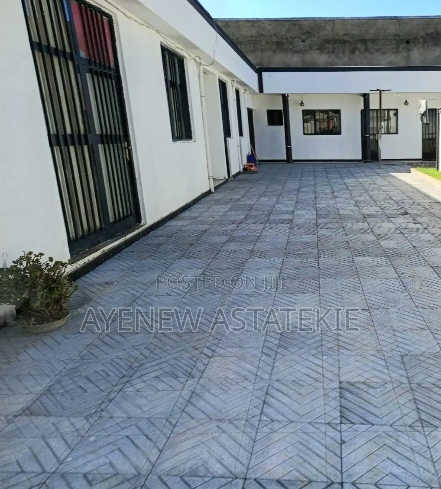 5bdrm Villa in Adiss Abeba, Yeka for sale