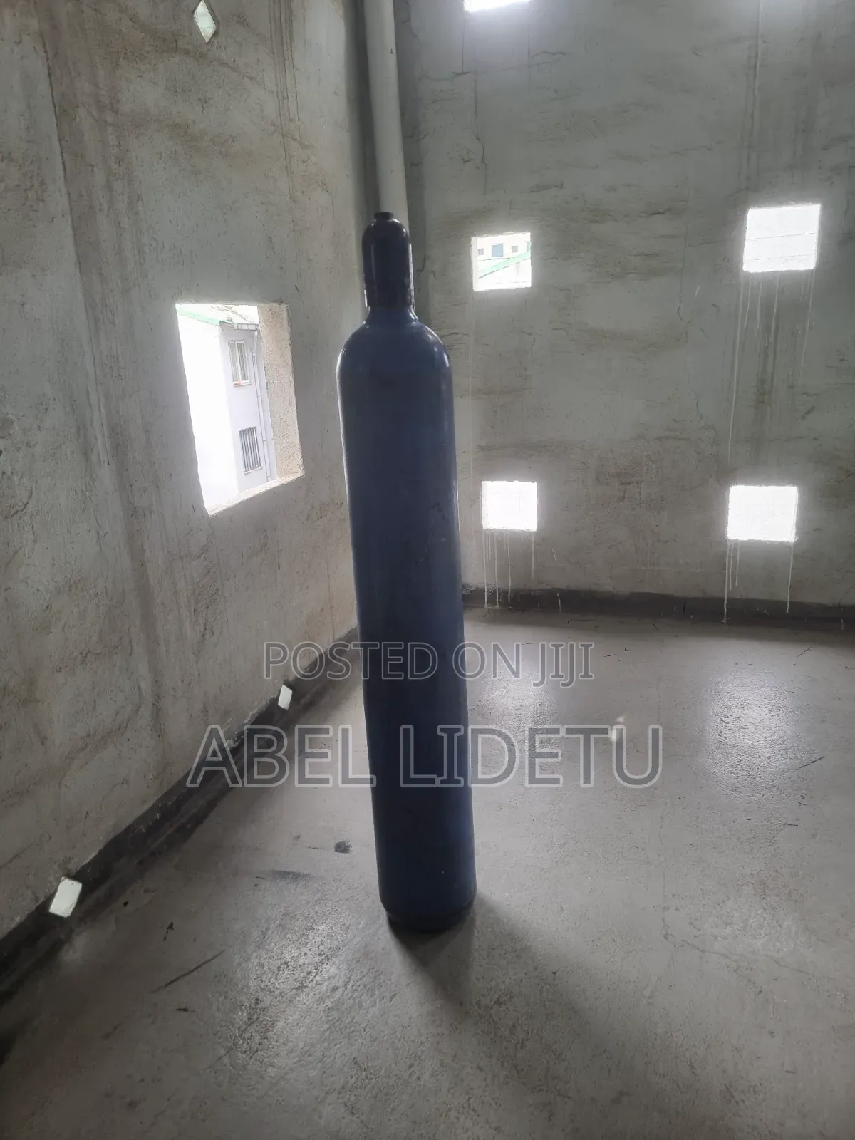 Built for Healthcare Professionals Home Users Oxygen Cylinder
