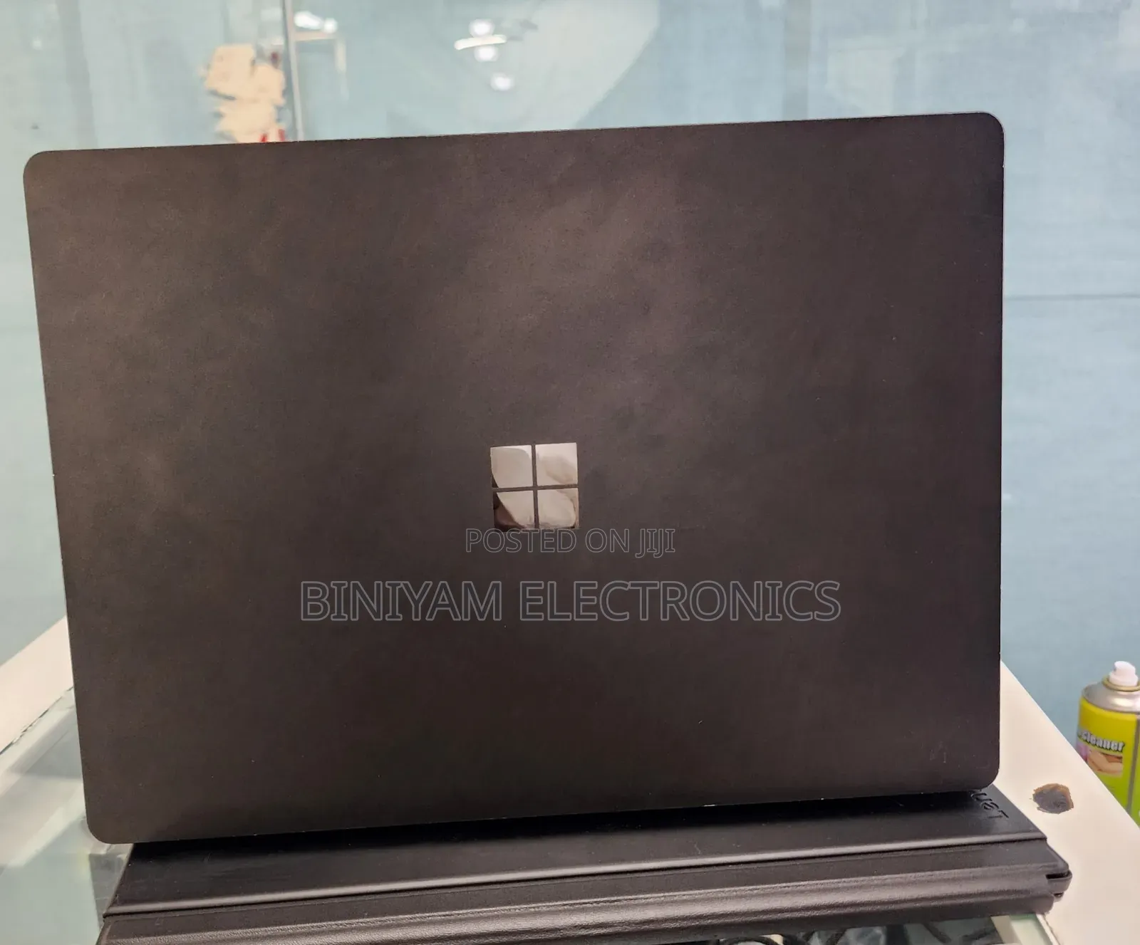 New Laptop Microsoft Surface Laptop 3 8GB Intel Core i5 SSD 256GB