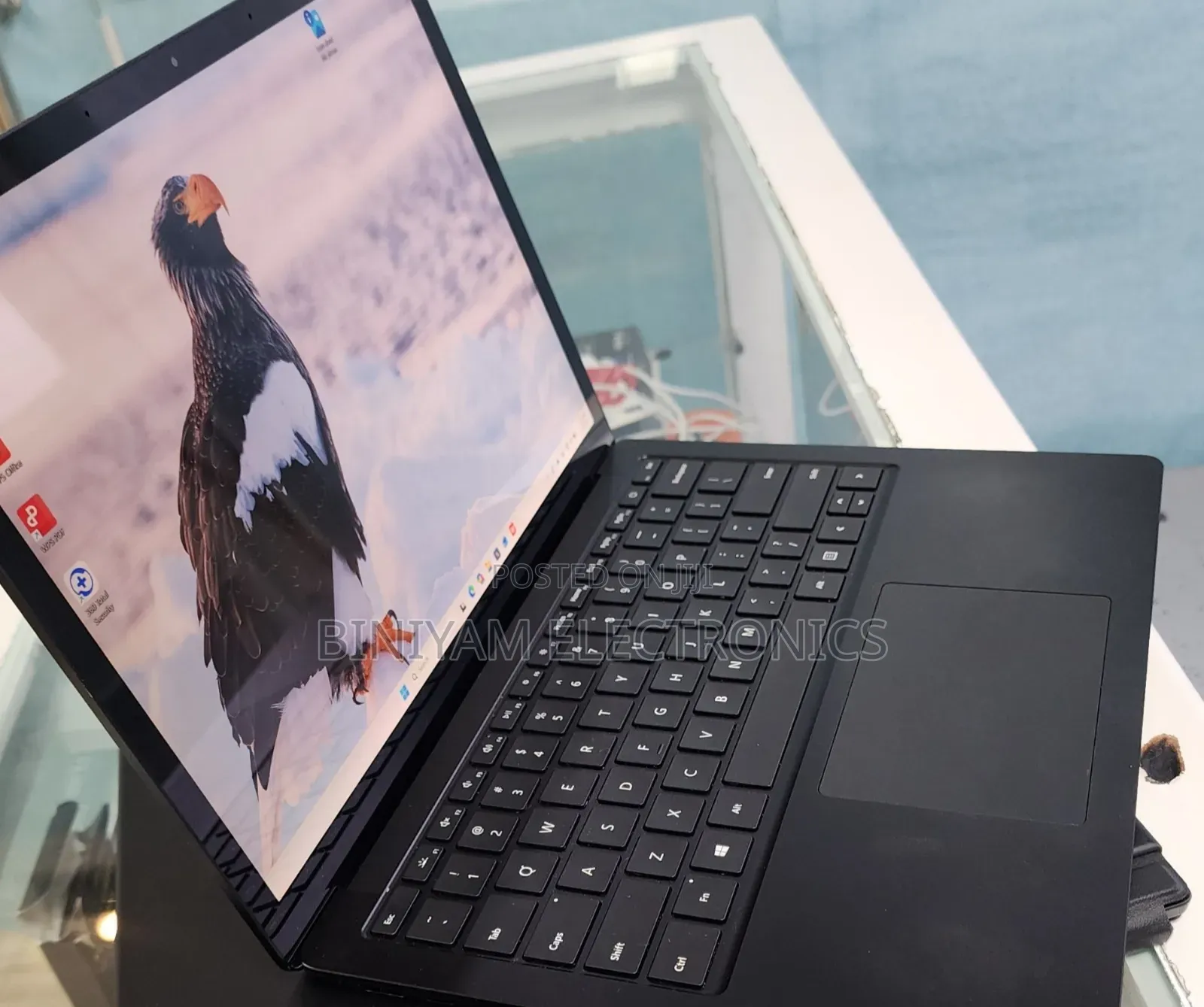 New Laptop Microsoft Surface Laptop 3 8GB Intel Core i5 SSD 256GB