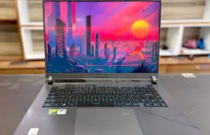 New Laptop Asus ROG Strix G16 16GB Intel Core i9 SSD 1T