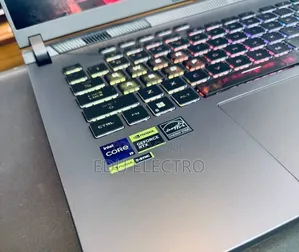 New Laptop Asus ROG Strix G16 16GB Intel Core i9 SSD 1T