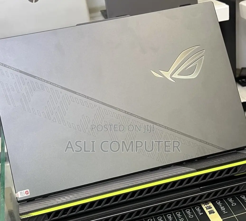 New Laptop Asus ROG Strix G16 G614 16GB Intel Core i9 SSD 1T