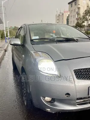 Toyota Yaris 2007 Gray