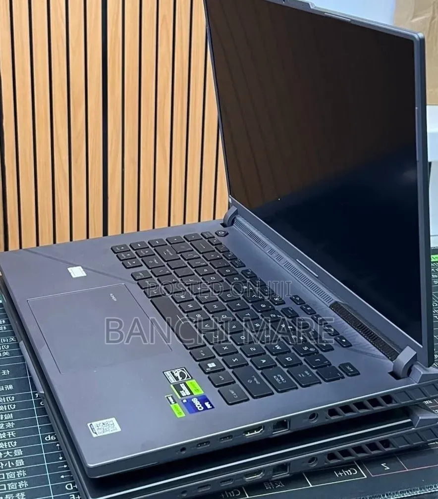 New Laptop Asus ROG Strix G15 16GB Intel Core i9 SSD 1T