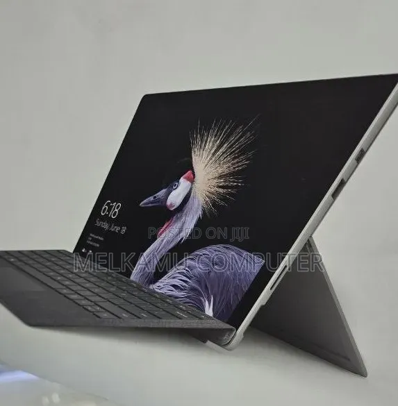 New Laptop Microsoft Surface Pro 5 8GB Intel Core i5 SSD 128GB