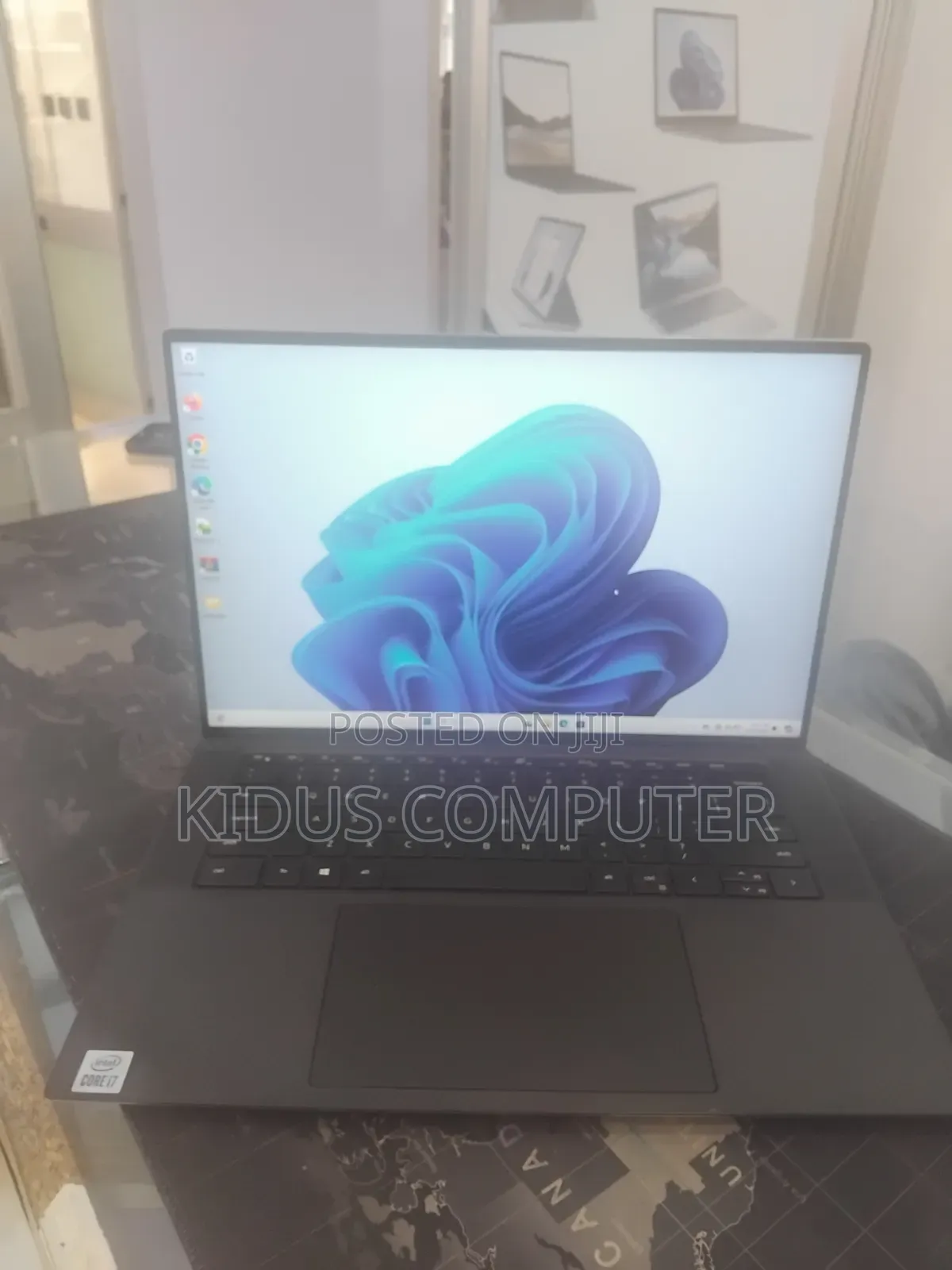 New Laptop Dell XPS 15 16GB Intel Core i7 SSD 512GB