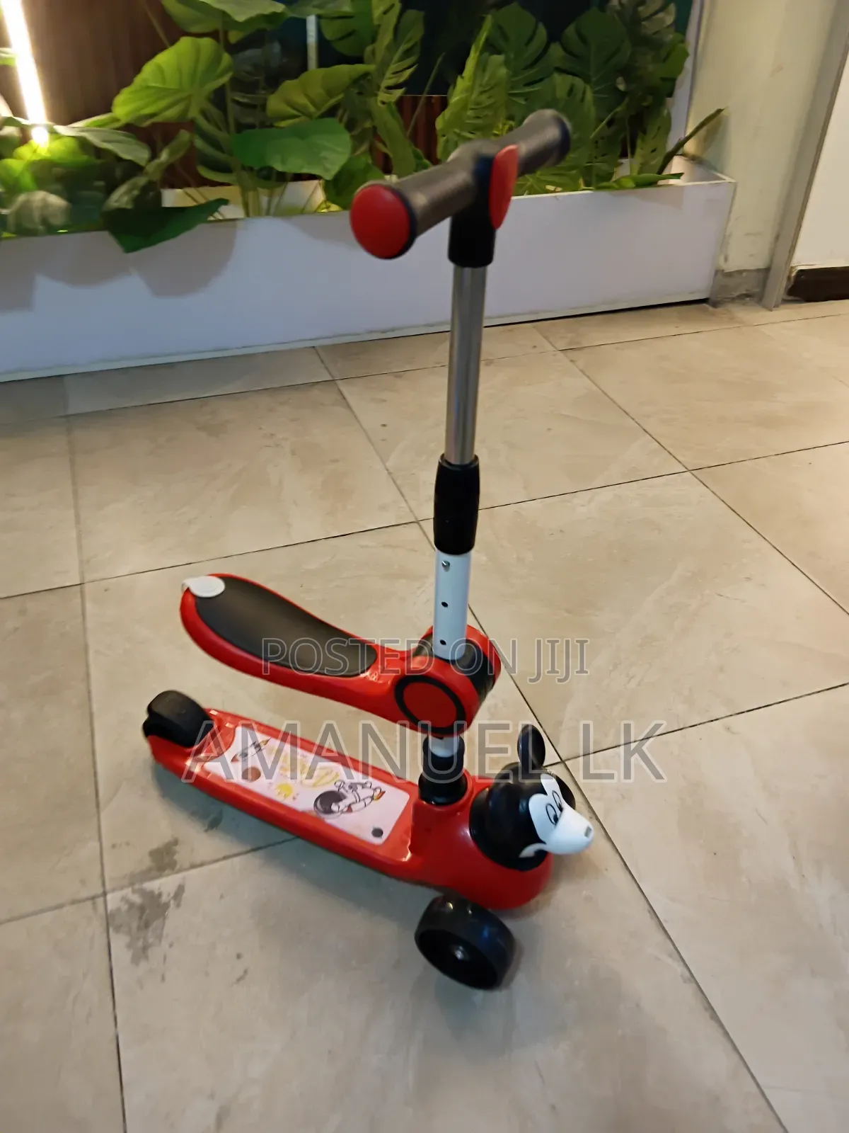 ሚኪ ማውዝ Scooter