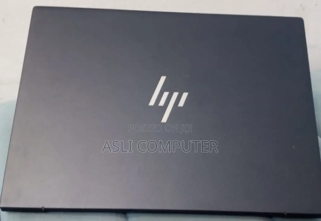 New Laptop HP Elite Dragonfly G3 16GB Intel Core i7 SSD 512GB