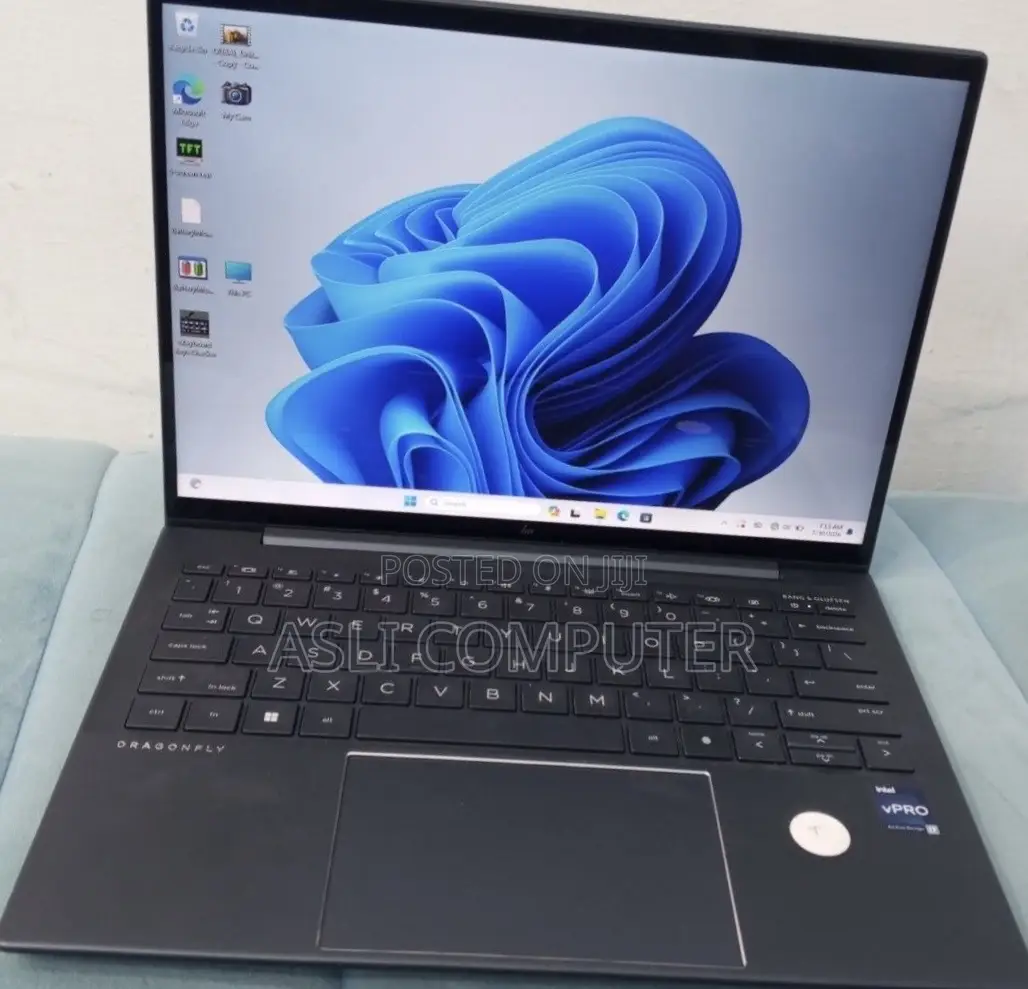 New Laptop HP Elite Dragonfly G3 16GB Intel Core i7 SSD 512GB