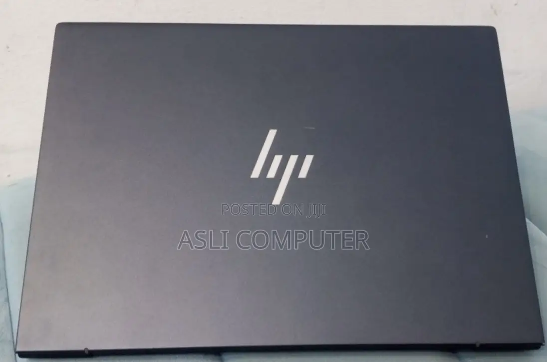 New Laptop HP Elite Dragonfly G3 16GB Intel Core i7 SSD 512GB