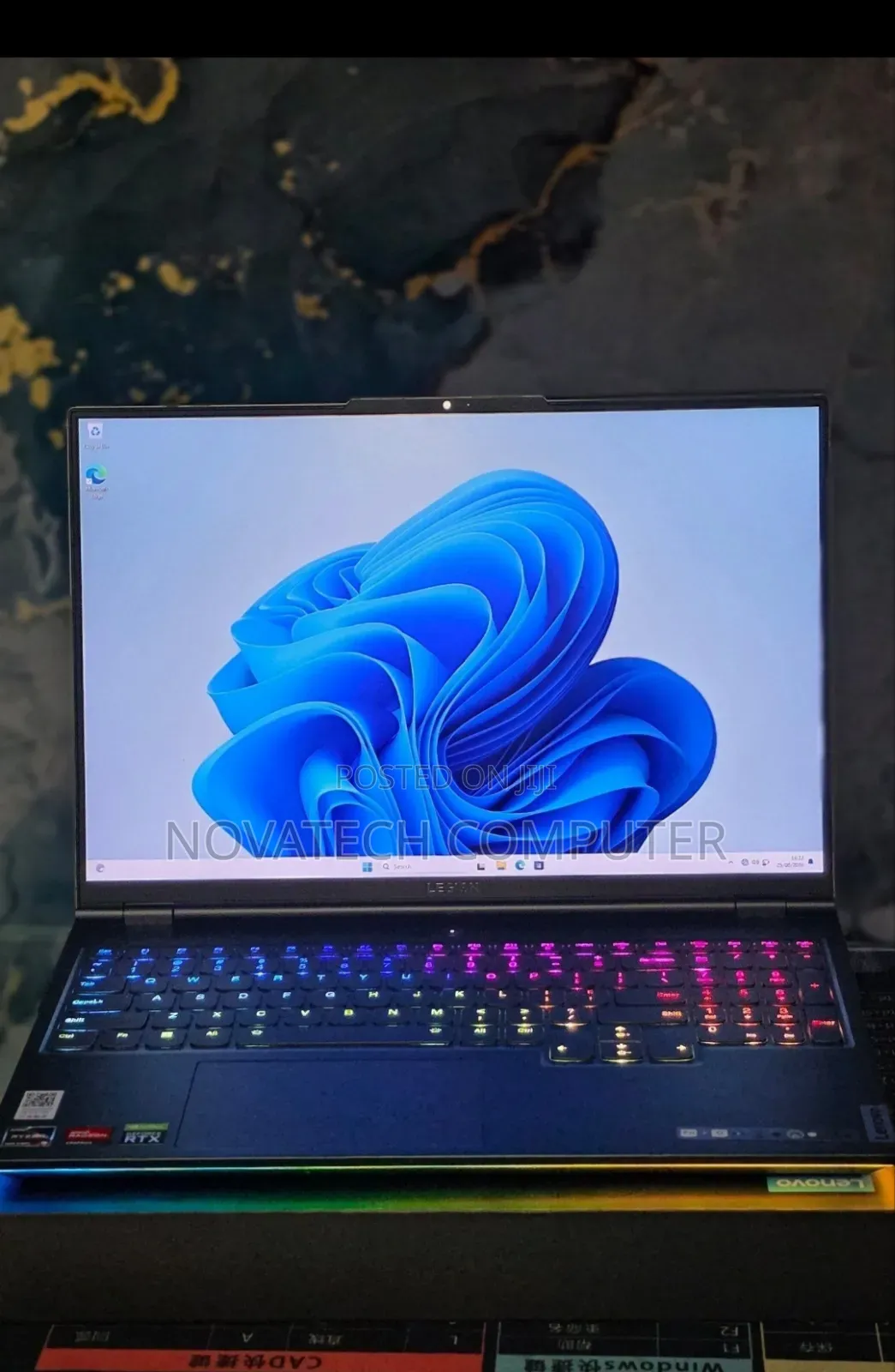 New Laptop Lenovo Legion 9 16GB AMD Ryzen 9 SSD 1T