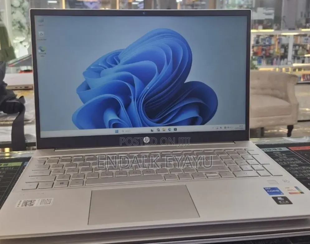 New Laptop HP Pavilion 15 16GB Intel Core i5 SSD 1T