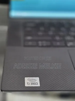 New Laptop Dell Precision 5550 16GB Intel Core i7 SSD 512GB