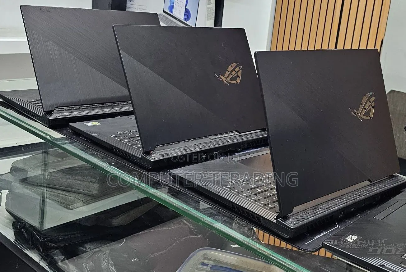 New Laptop Asus ROG Strix G15 16GB Intel Core i7 SSD 512GB
