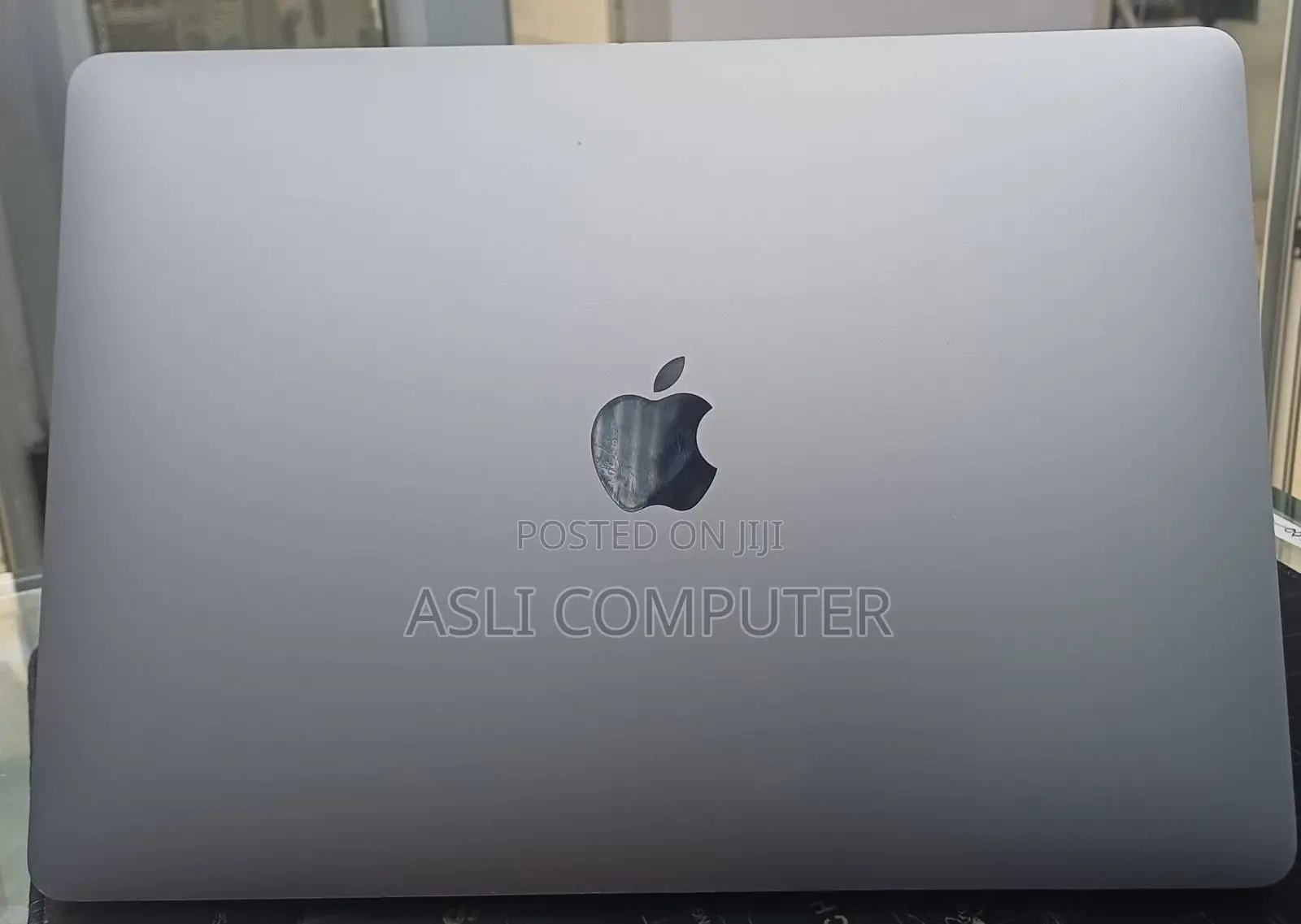 New Laptop Apple MacBook Air 2020 M1 8GB Apple M1 SSD 512GB