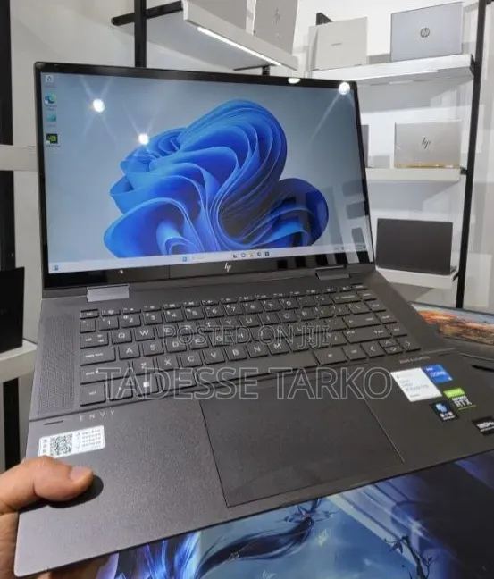 New Laptop HP Envy x360 16GB Intel Core i5 SSD 512GB