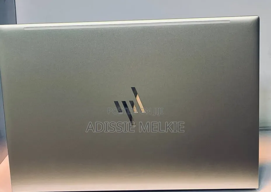 New Laptop HP EliteBook 860 G10 32GB Intel Core i7 SSD 1T