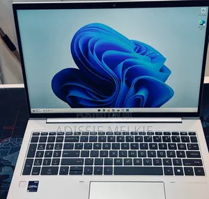 New Laptop HP EliteBook 860 G10 32GB Intel Core i7 SSD 1T