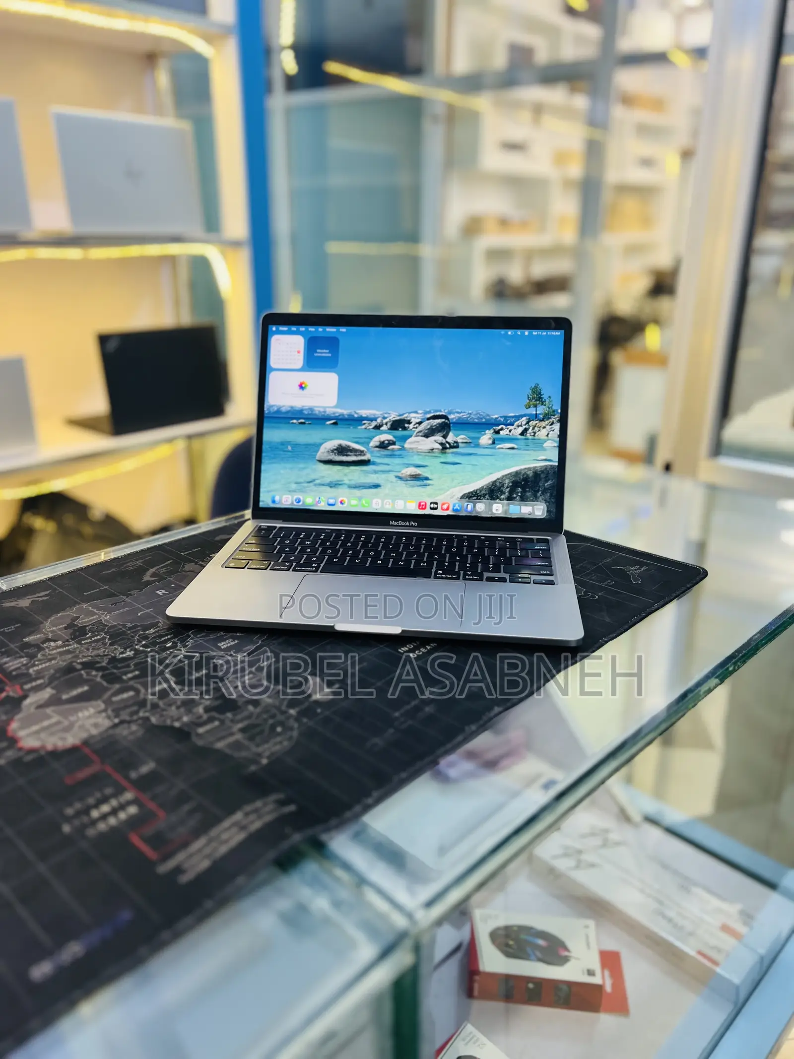 New Laptop Apple MacBook Pro 2022 M2 8GB Apple M2 SSD 512GB