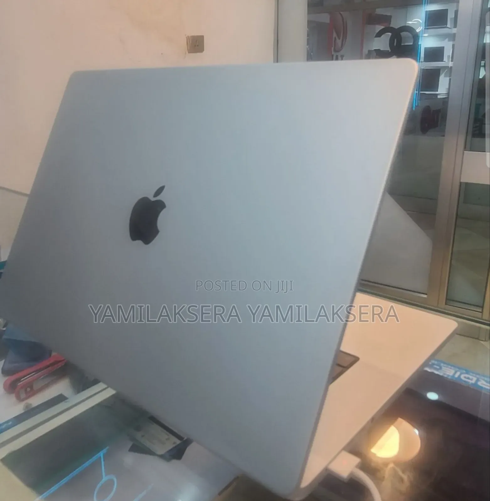 New Laptop Apple MacBook Pro 2021 M1 Max 64GB Apple M1 Pro SSD 1T