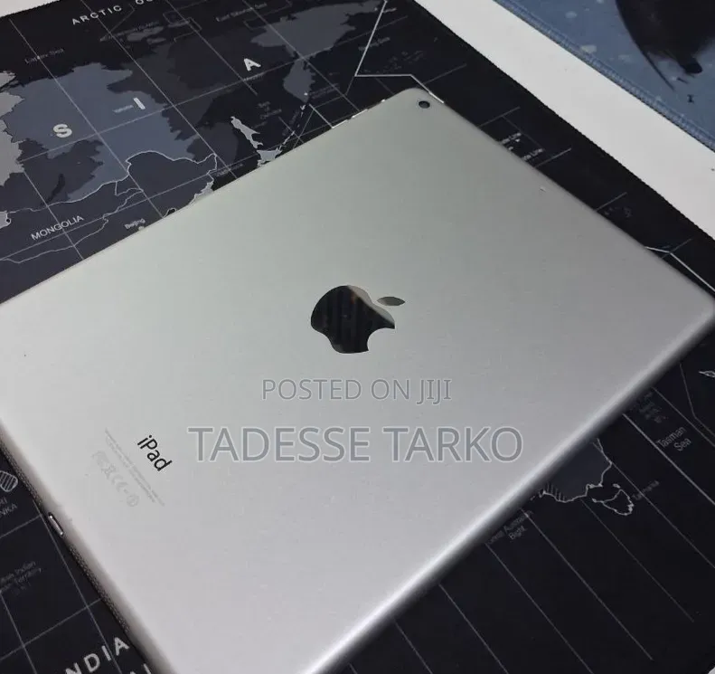 New Apple iPad Air 64 GB Silver