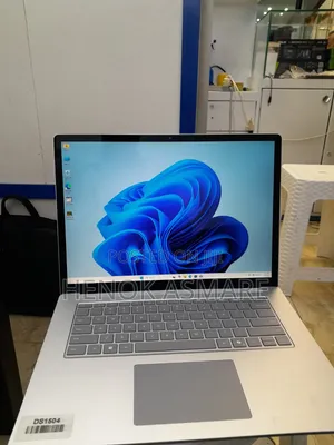 New Laptop Microsoft Surface 16GB Intel Core Ultra 7 SSD 512GB
