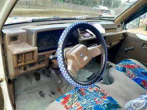 Mitsubishi Attrage 1986 Off white