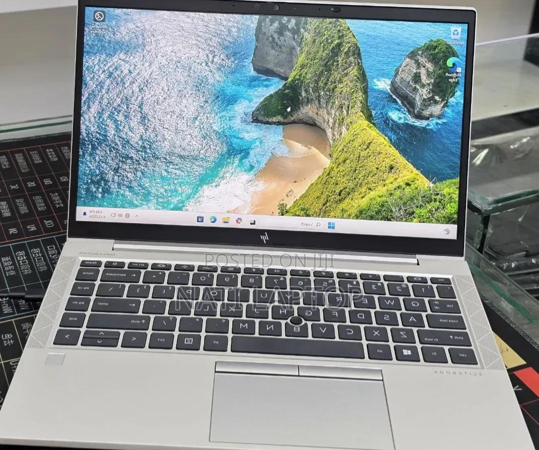 New Laptop HP EliteBook 845 G7 16GB AMD Ryzen 5 SSD 512GB