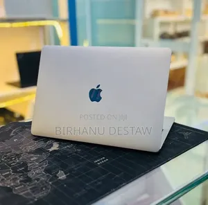 New Laptop Apple MacBook Pro 8GB Apple M2 SSD 512GB
