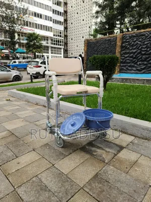 3-in-1 Aluminum Shower Commode Wheelchair Is Designed for Elderly