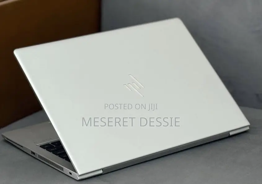 New Laptop HP EliteBook 830 G5 8GB Intel Core i5 SSD 512GB