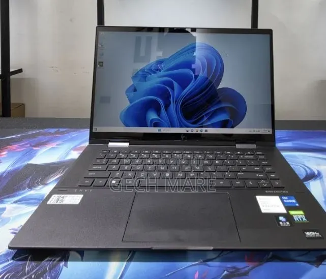 New Laptop HP Envy x360 16GB Intel Core i5 SSD 512GB