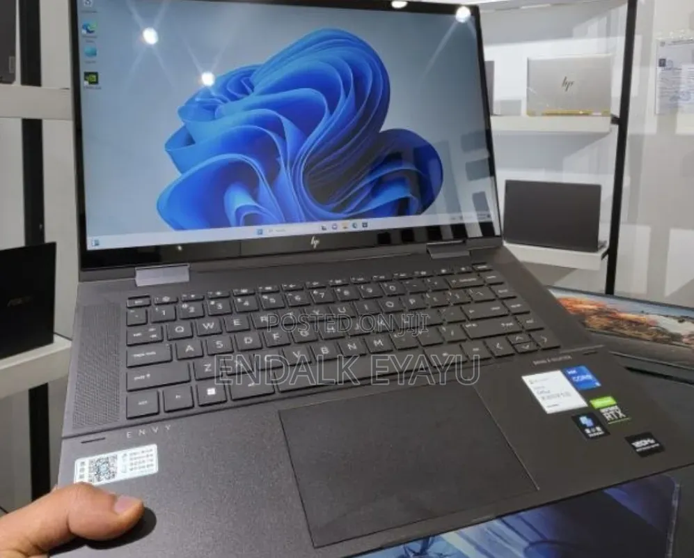 New Laptop HP Envy x360 16GB Intel Core i5 SSD 512GB