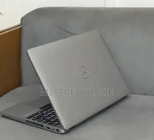 New Laptop Dell Precision 15 3541 16GB Intel Core i7 SSD 512GB
