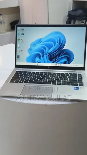 New Laptop HP EliteBook 840 G8 16GB Intel Core i5 SSD 512GB